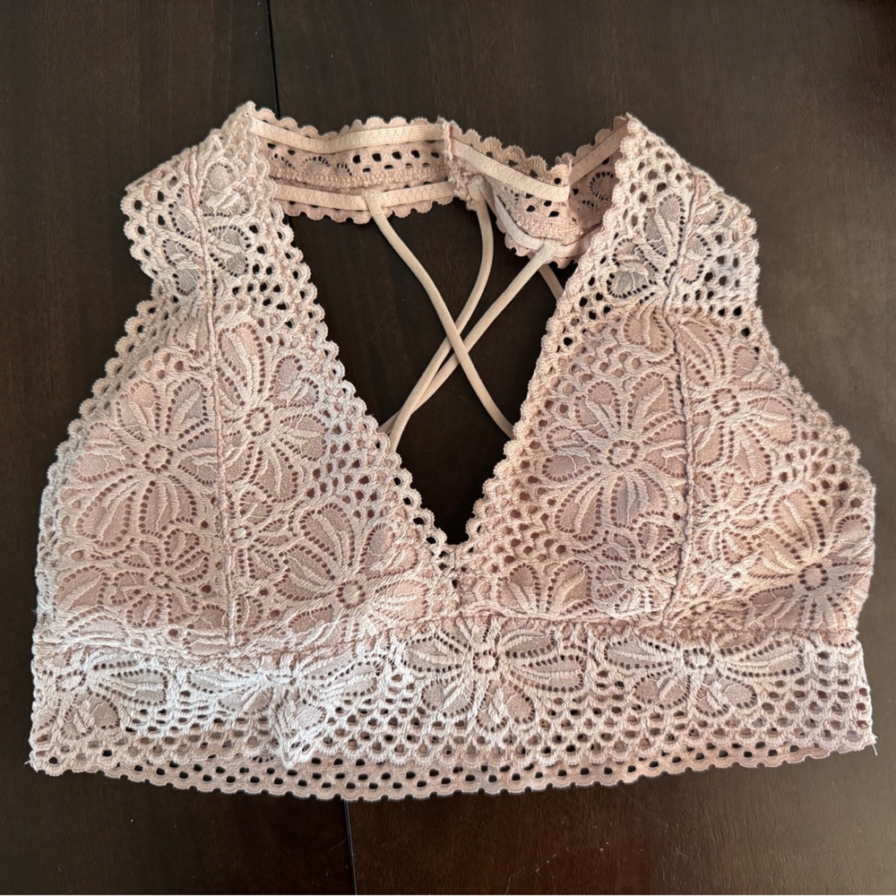 Aerie by American Eagle Lace Crochet Bralette with Cross Back Straps